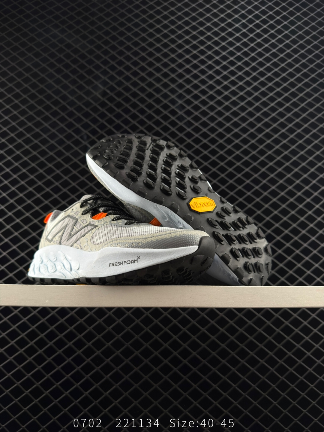 New Balance Fresh Foam X Hierro v8